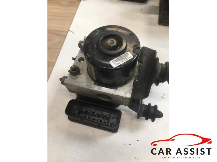 Gebruikte ABS Pomp Volkswagen Caddy III (2KA,2KH,2CA,2CH) 1.9 TDI Prijs € 50,00 Margeregeling aangeboden door Car Assist