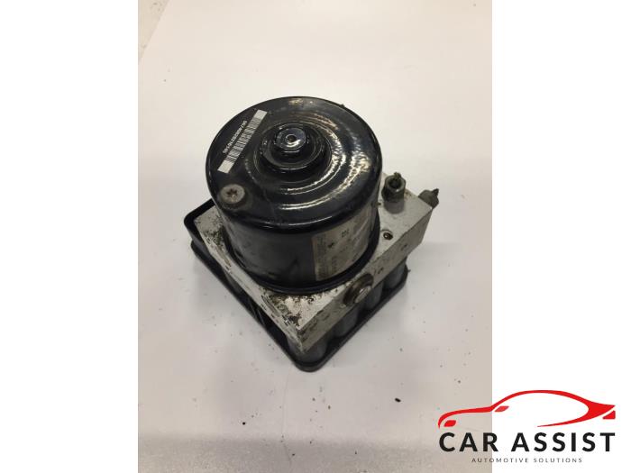 Gebruikte ABS Pomp Volvo V50 Prijs € 50,00 Margeregeling aangeboden door Car Assist