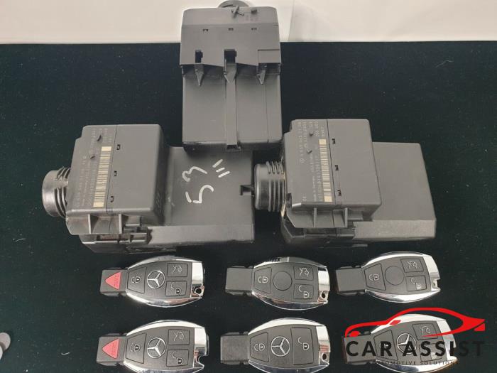 Elektronisch kontaktslot van een Mercedes-Benz Vito (639.6) 2.2 110 CDI 16V Euro 5 2012