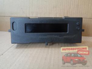 Gebruikte Display Interieur Renault Clio III (BR/CR) 1.5 dCi 85 Prijs € 15,00 Margeregeling aangeboden door Autorecycling Chino B.V.