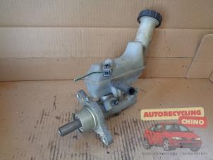 Gebruikte Hoofdremcilinder Renault Clio III (BR/CR) 1.5 dCi 85 Prijs € 32,00 Margeregeling aangeboden door Autorecycling Chino B.V.