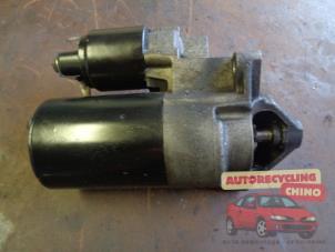 Gebruikte Startmotor Renault Scénic I (JA) 2.0 16V Prijs € 32,00 Margeregeling aangeboden door Autorecycling Chino B.V.