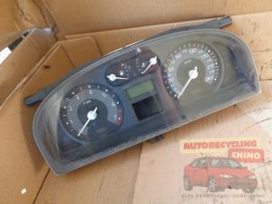 Gebruikte Kilometerteller KM Renault Laguna II (BG) 1.6 16V Prijs € 45,00 Margeregeling aangeboden door Autorecycling Chino B.V.