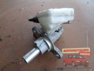 Gebruikte Hoofdremcilinder Ford Fiesta 6 (JA8) 1.25 16V Prijs € 32,00 Margeregeling aangeboden door Autorecycling Chino B.V.