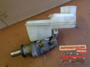 Gebruikte Hoofdremcilinder Toyota Yaris (P1) 1.3 16V VVT-i Prijs € 22,00 Margeregeling aangeboden door Autorecycling Chino B.V.