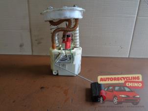 Gebruikte Benzinepomp Ford Fiesta 5 (JD/JH) 1.3 Prijs € 36,00 Margeregeling aangeboden door Autorecycling Chino B.V.