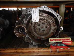 Gebruikte Automaatbak Audi A1 Sportback (8XA/8XF) 1.6 TDI 16V Prijs € 720,00 Margeregeling aangeboden door Autorecycling Chino B.V.