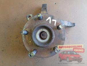 Gebruikte Fusee links-voor Mitsubishi Space Wagon (N8/N9) 2.4 16V GDI GLX Prijs € 36,00 Margeregeling aangeboden door Autorecycling Chino B.V.