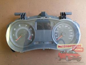 Gebruikte Tellerklok Renault Clio III (BR/CR) 1.2 16V 65 Prijs € 45,00 Margeregeling aangeboden door Autorecycling Chino B.V.