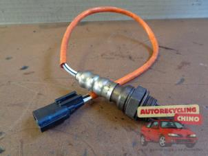 Gebruikte Lambda Sonde Renault Clio III (BR/CR) 1.2 16V 75 Prijs € 22,00 Margeregeling aangeboden door Autorecycling Chino B.V.