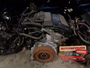 Gebruikte Motor BMW 3 serie (E46/4) 320i 24V Prijs € 350,00 Margeregeling aangeboden door Autorecycling Chino B.V.