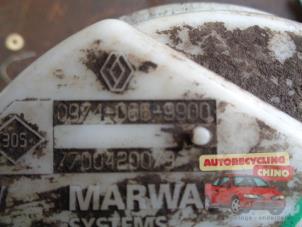 Gebruikte Benzinepomp Renault Twingo (C06) 1.2 Prijs € 22,00 Margeregeling aangeboden door Autorecycling Chino B.V.