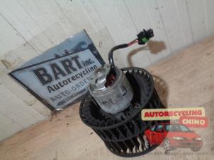 Gebruikte Aanjager Renault Espace (JE) 3.0 V6 24V Grand Espace Prijs € 45,00 Margeregeling aangeboden door Autorecycling Chino B.V.