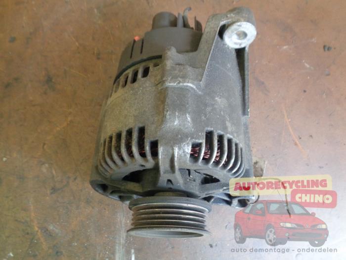 Gebruikte Dynamo Fiat Punto II (188) 1.2 16V Prijs € 26,00 Margeregeling aangeboden door Autorecycling Chino B.V.