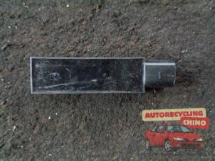 Gebruikte Antenne Volkswagen Polo V (6R) 1.2 TDI 12V BlueMotion Prijs € 5,00 Margeregeling aangeboden door Autorecycling Chino B.V.