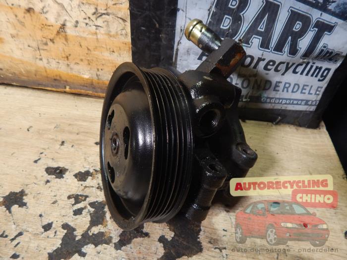 Gebruikte Servopomp Ford Fusion 1.4 16V Prijs € 31,00 Margeregeling aangeboden door Autorecycling Chino B.V.