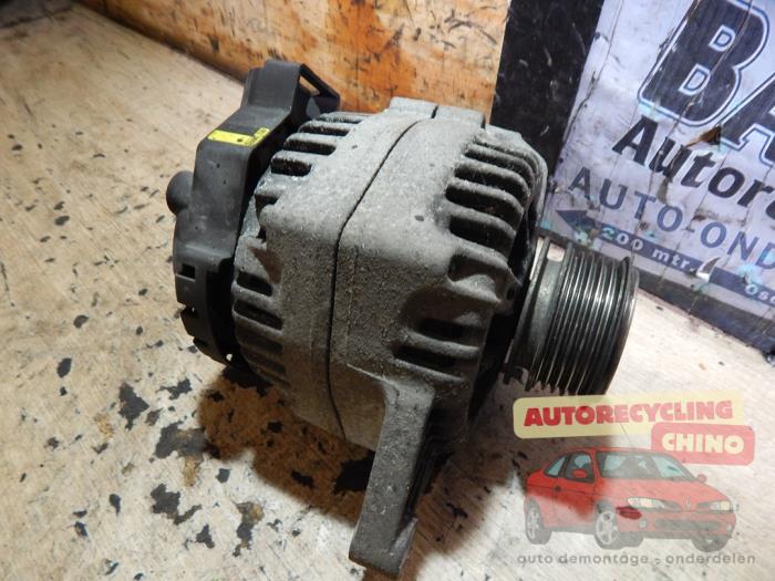 Gebruikte Alternator Hyundai i20 1.4 CRDi 16V Prijs € 27,00 Margeregeling aangeboden door Autorecycling Chino B.V.