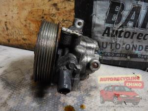 Gebruikte Stuurbekrachtiging Pomp Honda Accord (CL/CN) 2.2 i-CTDi 16V Prijs € 36,00 Margeregeling aangeboden door Autorecycling Chino B.V.