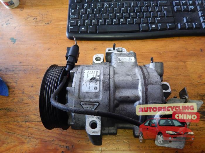 Gebruikte Aircopomp Volkswagen Polo IV (9N1/2/3) 1.9 TDI GT Prijs € 46,00 Margeregeling aangeboden door Autorecycling Chino B.V.