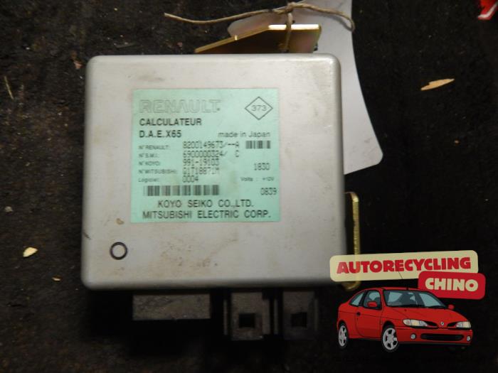 Gebruikte Stuurbekrachtiging Computer Renault Clio II (BB/CB) 1.2 16V Prijs € 31,00 Margeregeling aangeboden door Autorecycling Chino B.V.