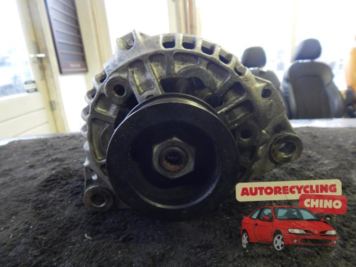 Gebruikte Dynamo Peugeot Partner Combispace 1.9 D Prijs € 27,00 Margeregeling aangeboden door Autorecycling Chino B.V.