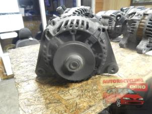 Gebruikte Alternator Peugeot 206 (2A/C/H/J/S) 1.1 XN,XR Prijs € 35,00 Margeregeling aangeboden door Autorecycling Chino B.V.