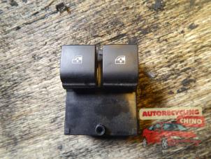 Gebruikte Raam schakelaar elektrisch Opel Adam 1.0 Ecotec 12V SIDI Turbo Prijs € 19,99 Margeregeling aangeboden door Autorecycling Chino B.V.