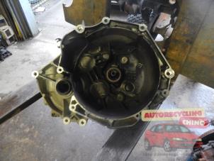 Gebruikte Versnellingsbak Opel Adam 1.0 Ecotec 12V SIDI Turbo Prijs € 500,00 Margeregeling aangeboden door Autorecycling Chino B.V.