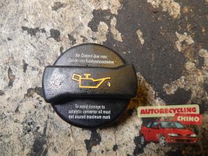 Gebruikte Oliedop Volkswagen Polo IV (9N1/2/3) 1.2 12V Prijs € 5,00 Margeregeling aangeboden door Autorecycling Chino B.V.