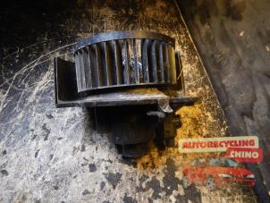 Gebruikte Blower Opel Zafira (F75) 1.6 16V LPG Prijs € 19,99 Margeregeling aangeboden door Autorecycling Chino B.V.