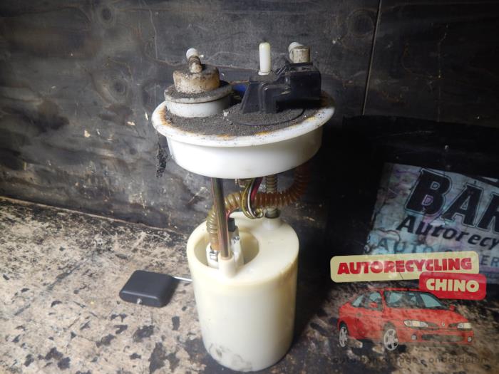 Gebruikte Benzinepomp Chevrolet Matiz 1.0 Prijs € 35,00 Margeregeling aangeboden door Autorecycling Chino B.V.