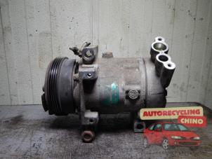 Gebruikte Pomp Airco Renault Twingo (C06) 1.2 Prijs € 40,00 Margeregeling aangeboden door Autorecycling Chino B.V.