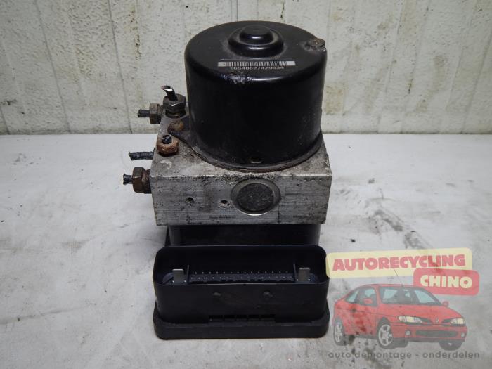 Gebruikte ABS Pomp Mazda 2 (NB/NC/ND/NE) 1.25 16V Prijs € 40,00 Margeregeling aangeboden door Autorecycling Chino B.V.
