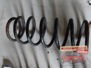 Gebruikte Schroefveer achter Chevrolet Matiz 0.8 Prijs € 20,00 Margeregeling aangeboden door Autorecycling Chino B.V.