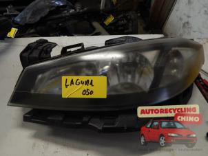 Gebruikte Linker Koplamp Renault Laguna II (BG) 1.6 16V Prijs € 50,00 Margeregeling aangeboden door Autorecycling Chino B.V.