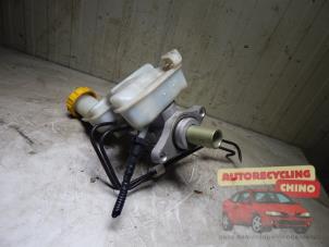 Gebruikte Hoofdremcilinder Mazda 2 (NB/NC/ND/NE) 1.4 16V Prijs € 25,00 Margeregeling aangeboden door Autorecycling Chino B.V.