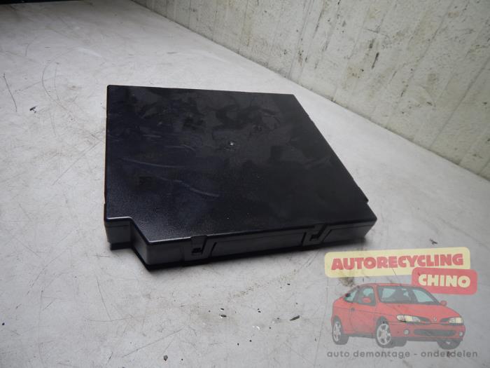 Gebruikte Module Bodycontrol Audi Q3 (8UB/8UG) 2.0 16V TFSI 170 Quattro Prijs € 120,00 Margeregeling aangeboden door Autorecycling Chino B.V.
