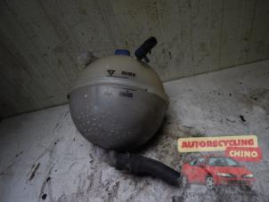 Gebruikte Expansievat Volkswagen Golf III Variant (1H5) 1.8 Prijs € 10,00 Margeregeling aangeboden door Autorecycling Chino B.V.