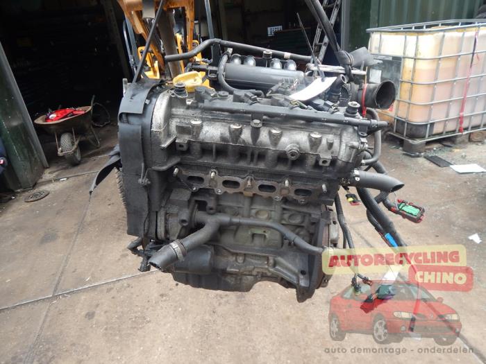Gebruikte Motor Fiat Bravo (198A) 1.4 16V Prijs € 450,00 Margeregeling aangeboden door Autorecycling Chino B.V.