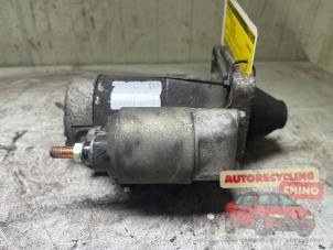 Gebruikte Startmotor Fiat Bravo (198A) 1.4 16V Prijs € 35,00 Margeregeling aangeboden door Autorecycling Chino B.V.