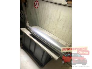 Gebruikte Uitlaat Einddemper Peugeot 307 (3A/C/D) 2.0 16V Prijs € 40,00 Margeregeling aangeboden door Autorecycling Chino B.V.
