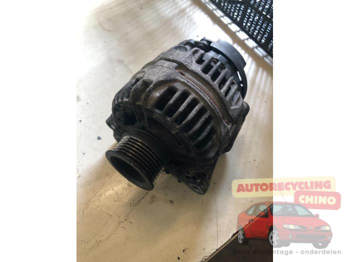 Gebruikte Dynamo Seat Arosa (6H1) 1.0 MPi Prijs € 30,00 Margeregeling aangeboden door Autorecycling Chino B.V.