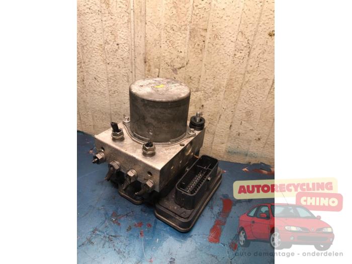 Gebruikte ABS Pomp Skoda Fabia IV (PJ3) Prijs € 150,00 Margeregeling aangeboden door Autorecycling Chino B.V.
