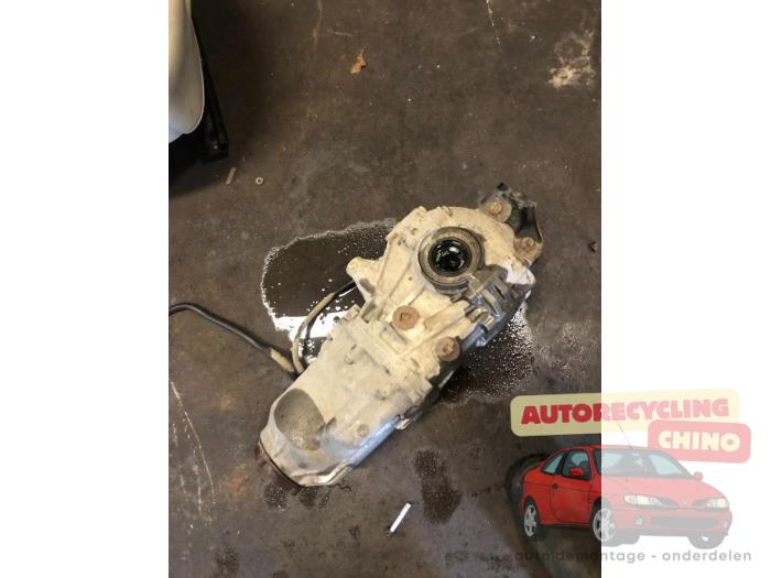 Gebruikte Cardanklok achter Honda CR-V (RD5/6/7/8) 2.0i 16V VTEC Prijs € 250,00 Margeregeling aangeboden door Autorecycling Chino B.V.