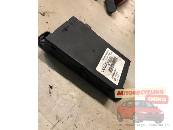 Gebruikte Cabriokap computer Audi A3 Cabriolet (8P7) 1.9 TDI Prijs € 100,00 Margeregeling aangeboden door Autorecycling Chino B.V.