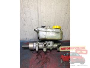 Gebruikte Hoofdremcilinder Volkswagen Polo IV (9N1/2/3) 1.2 12V Prijs € 25,00 Margeregeling aangeboden door Autorecycling Chino B.V.