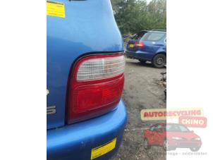 Gebruikte Achterlicht rechts Suzuki Alto (SH410) 1.0 GA,GL Prijs € 25,00 Margeregeling aangeboden door Autorecycling Chino B.V.