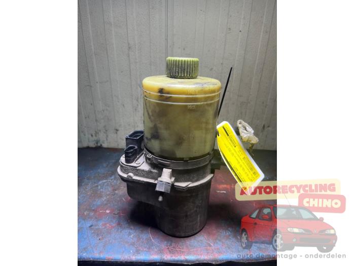 Gebruikte Servopomp Volkswagen Polo IV (9N1/2/3) 1.4 TDI 70 Prijs € 50,00 Margeregeling aangeboden door Autorecycling Chino B.V.