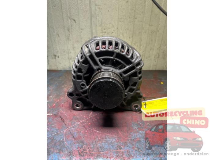 Gebruikte Alternator Volkswagen Polo IV (9N1/2/3) 1.4 TDI 70 Prijs € 35,00 Margeregeling aangeboden door Autorecycling Chino B.V.