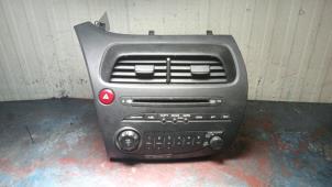 Gebruikte Radio CD Speler Honda Civic (FK/FN) 1.4i Type S 16V Prijs € 70,00 Margeregeling aangeboden door Autorecycling Bart